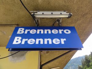 Brennero_-_Brenner_(Schild)