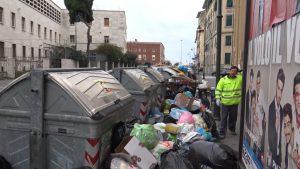 livorno rifiuti