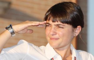 Serracchiani su stupro trieste immigrato richiedente asilo