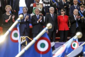 palco autorità parata 2 giugno