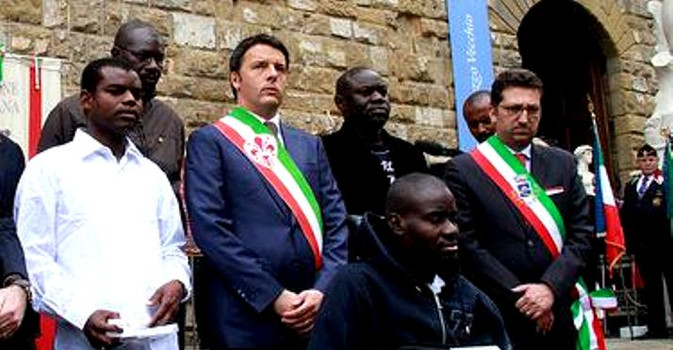 renzi e il PD, a favore dell'immigrazione incontrollata