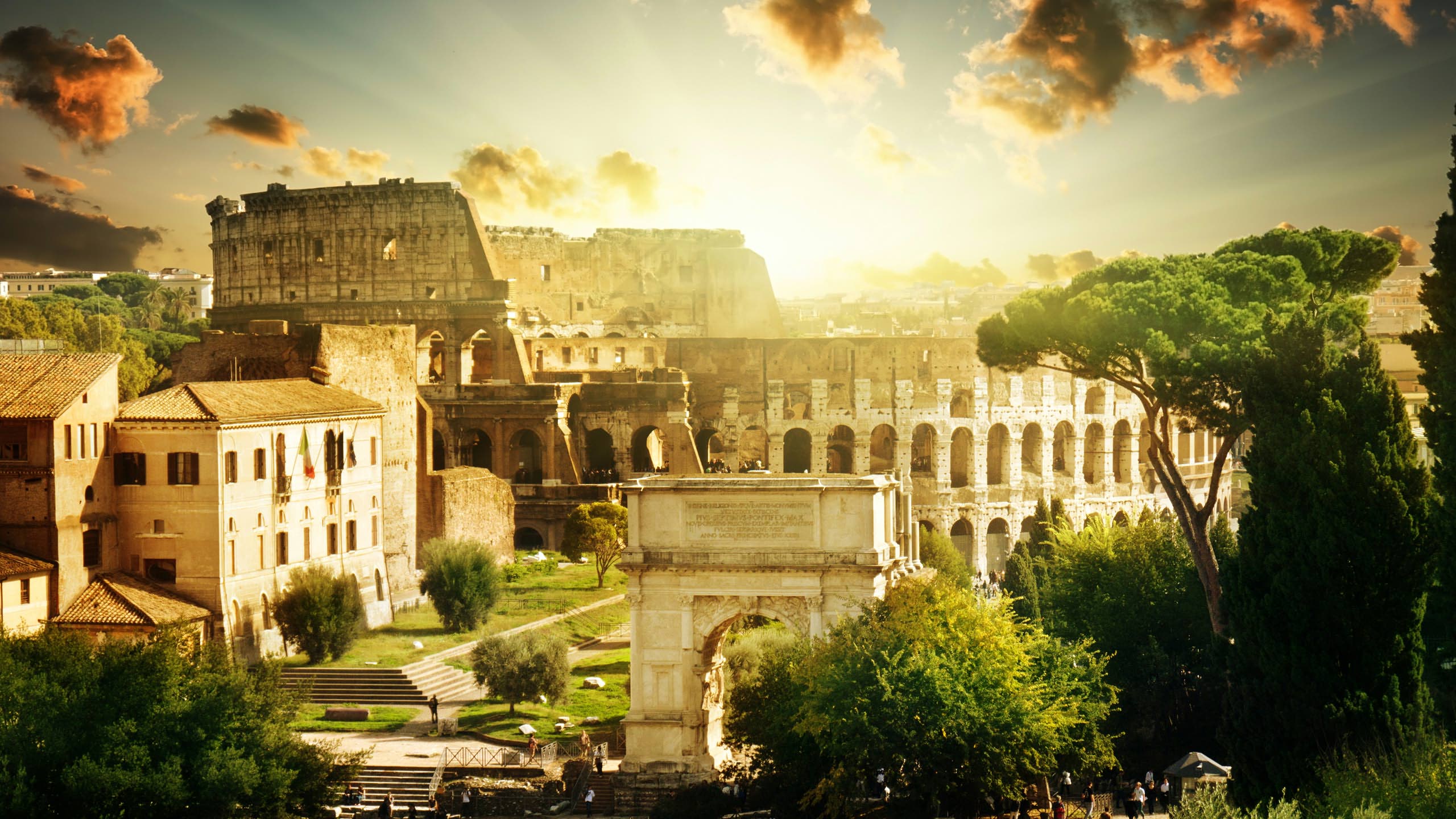 Древний рим красивые. Античная Италия древний Рим. Римский Колизей. Италия пейзажи Колизей. Италия и Римская Империя.