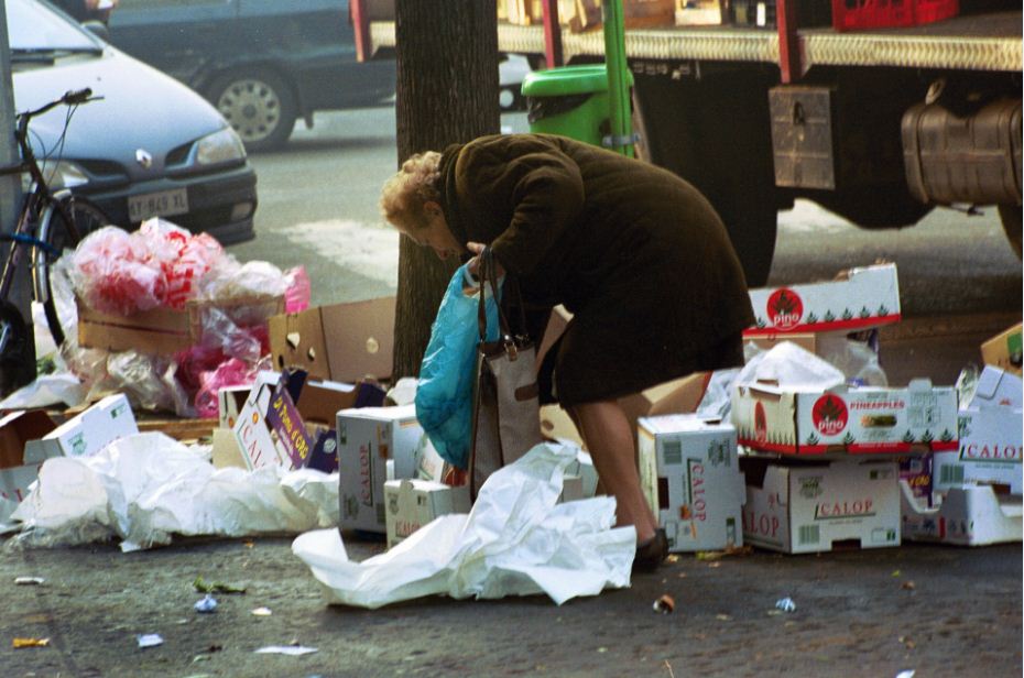 Risultati immagini per povertà in italia