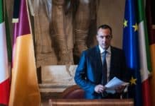 De Vito, spuntano le intercettazioni: “Ci spartiamo i soldi e scompariamo” marcello de vito in campidoglio