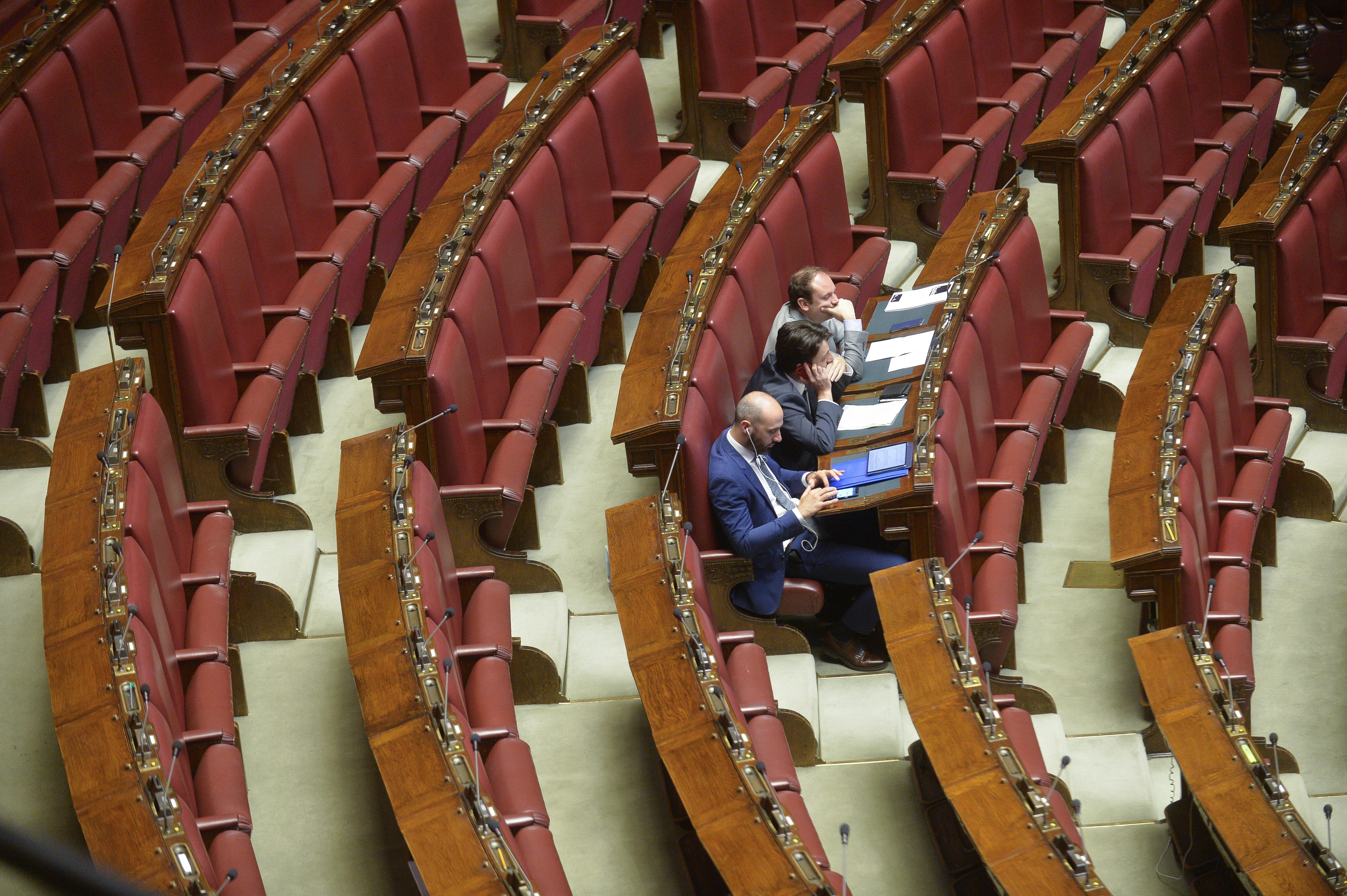 Risultati immagini per presentato il comitato per il referendum contro il taglio dei parlamentari