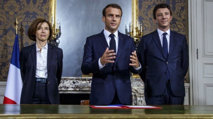 Macron: "La Nato è morta". La Francia vuol monopolizzare ...