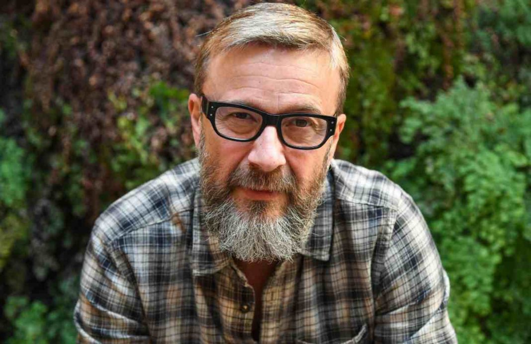 Cacciate il maschilista Masini da Sanremo! Il cantore del patriarcato