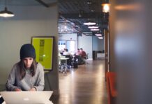 5 ragioni che spiegano perché il coworking conviene ufficio in coworking