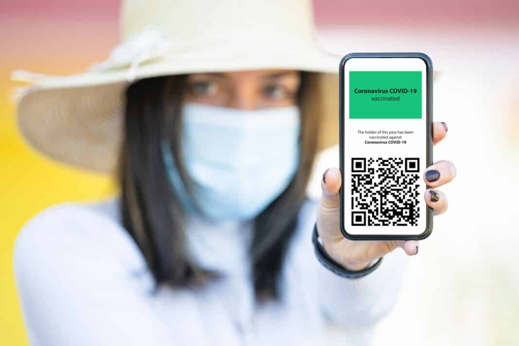 green pass democratico, altro che dittatura