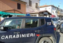 Follonica, marocchini di seconda generazione aggrediscono ragazzo: linciati dalla folla marocchini