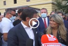 Conte, campagna elettorale con gaffe: a Milano sbaglia il nome del candidato sindaco (Video) MIlano Conte Pavone