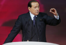 Addio Berlusconi, grazie per averci salvato da De Benedetti silvio berlusconi, morto