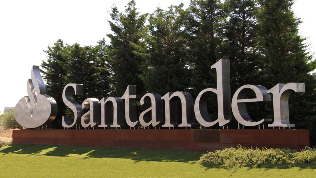 130 milioni bonus errore Santander