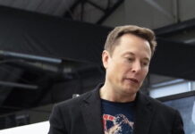 Razzo Elon Musk SpaceX