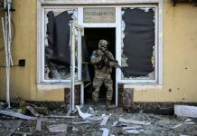 Ucraina, Zelensky: “Tempo di colloqui di pace”. A Mariupol “situazione umanitaria catastrofica” ucraina