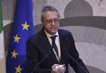 Bonomi boccia il bonus da 200 euro: “Tagliamo le tasse sul lavoro per equità sociale” bonomi bonus 200 euro