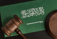 Arabia Saudita: 45 anni di galera per un post sui social