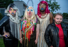 Fare soldi soldi sfruttando i disabili: arriva lo spettacolo di drag queen con la sindrome di Down drag queen con sindrome di down