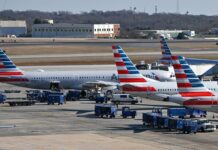 Stati Uniti, tutti i voli bloccati a terra per ore. Biden: “Non sappiamo le cause” voli a terra, stati uniti