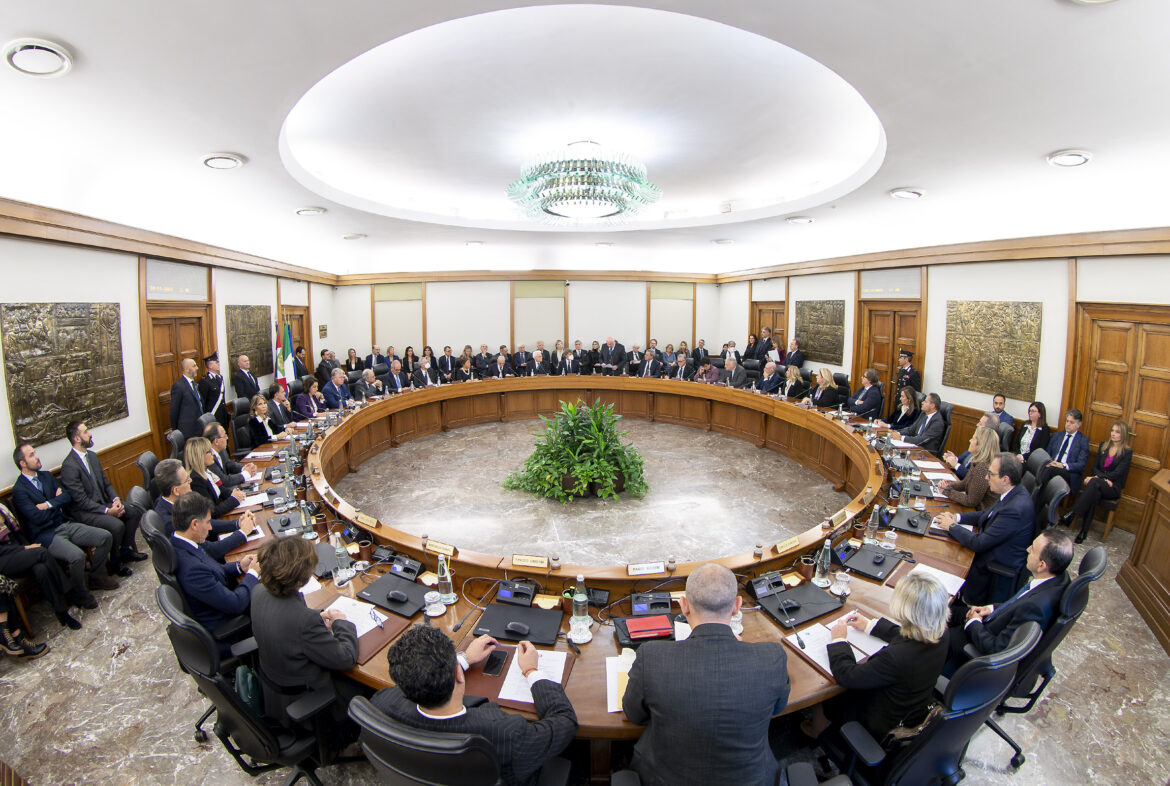 miliardo di sprechi giudici