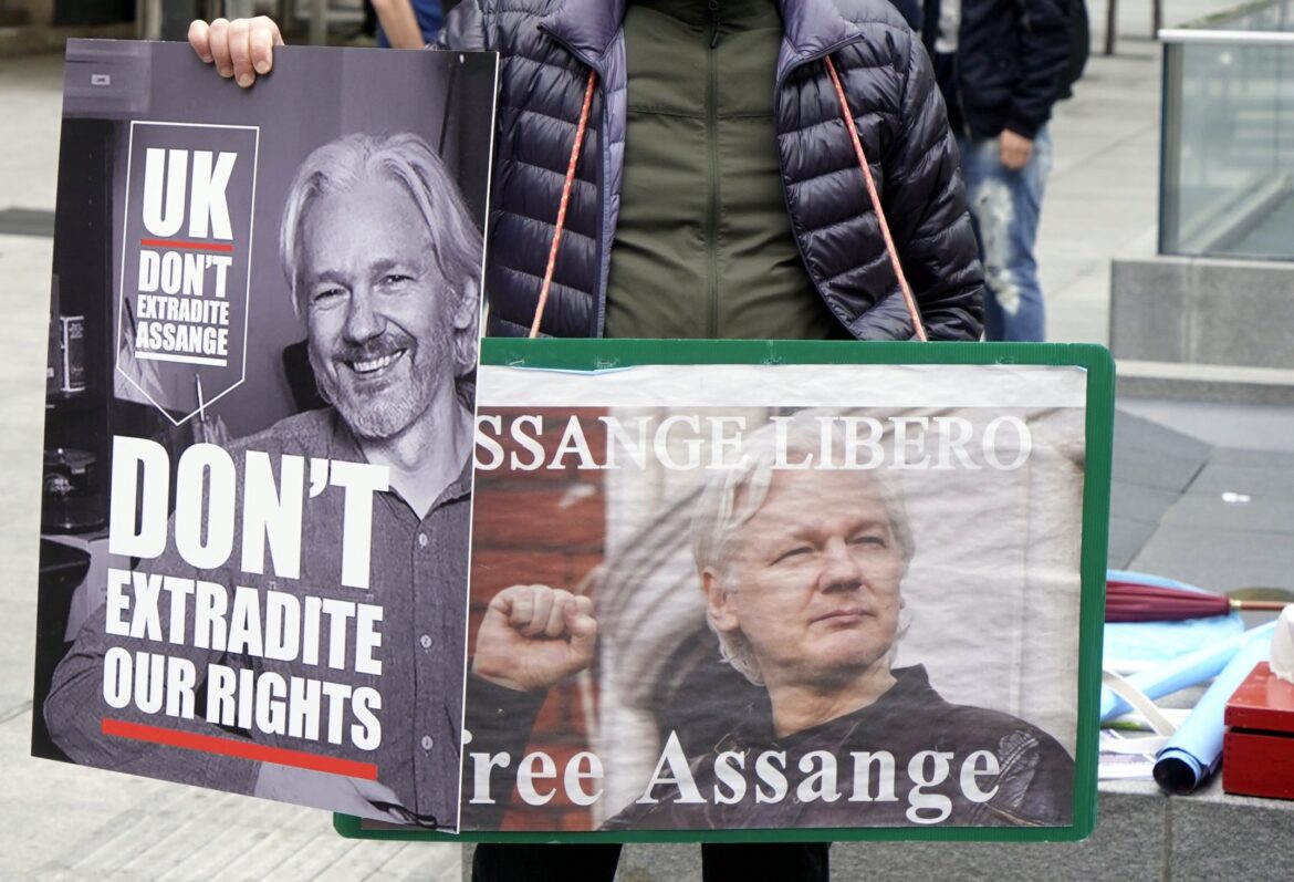Assange