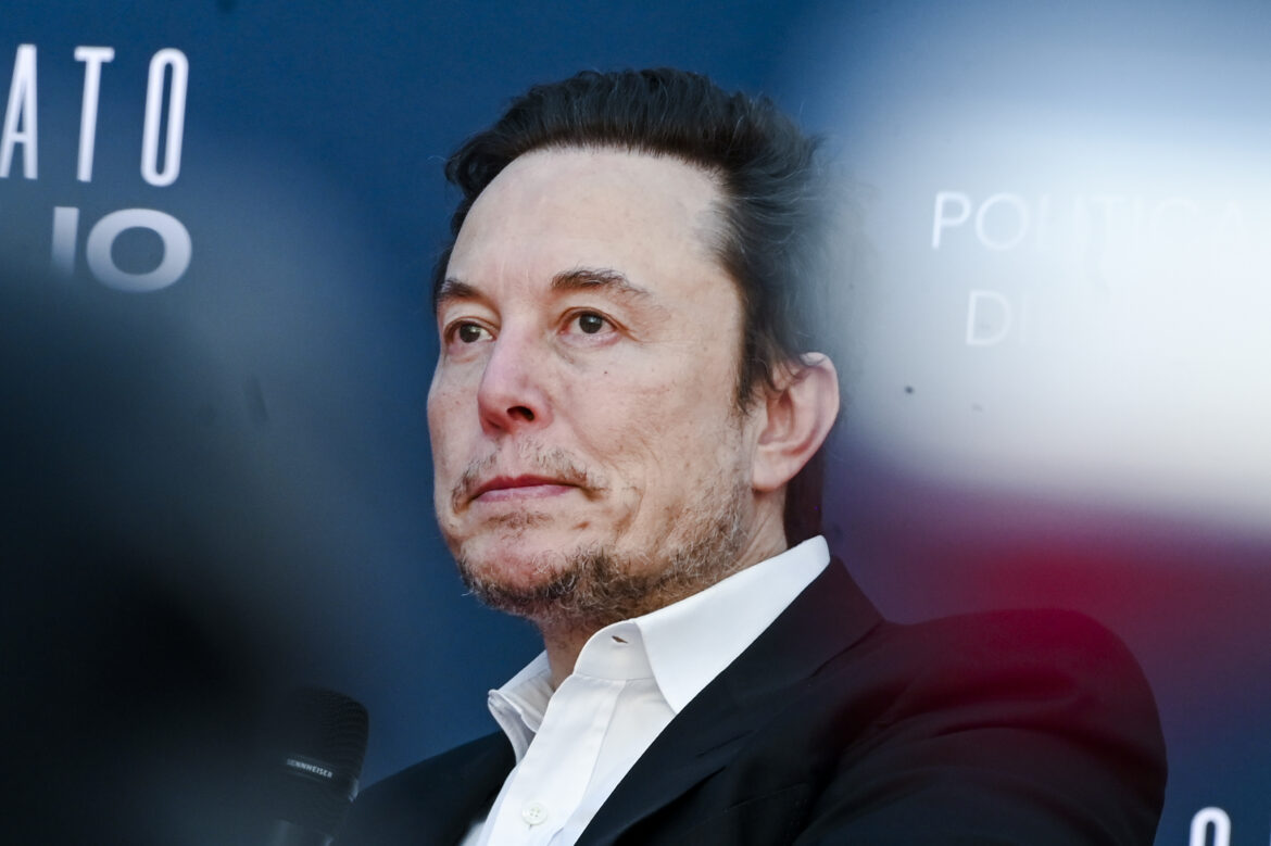 Elon Musk Neuralink