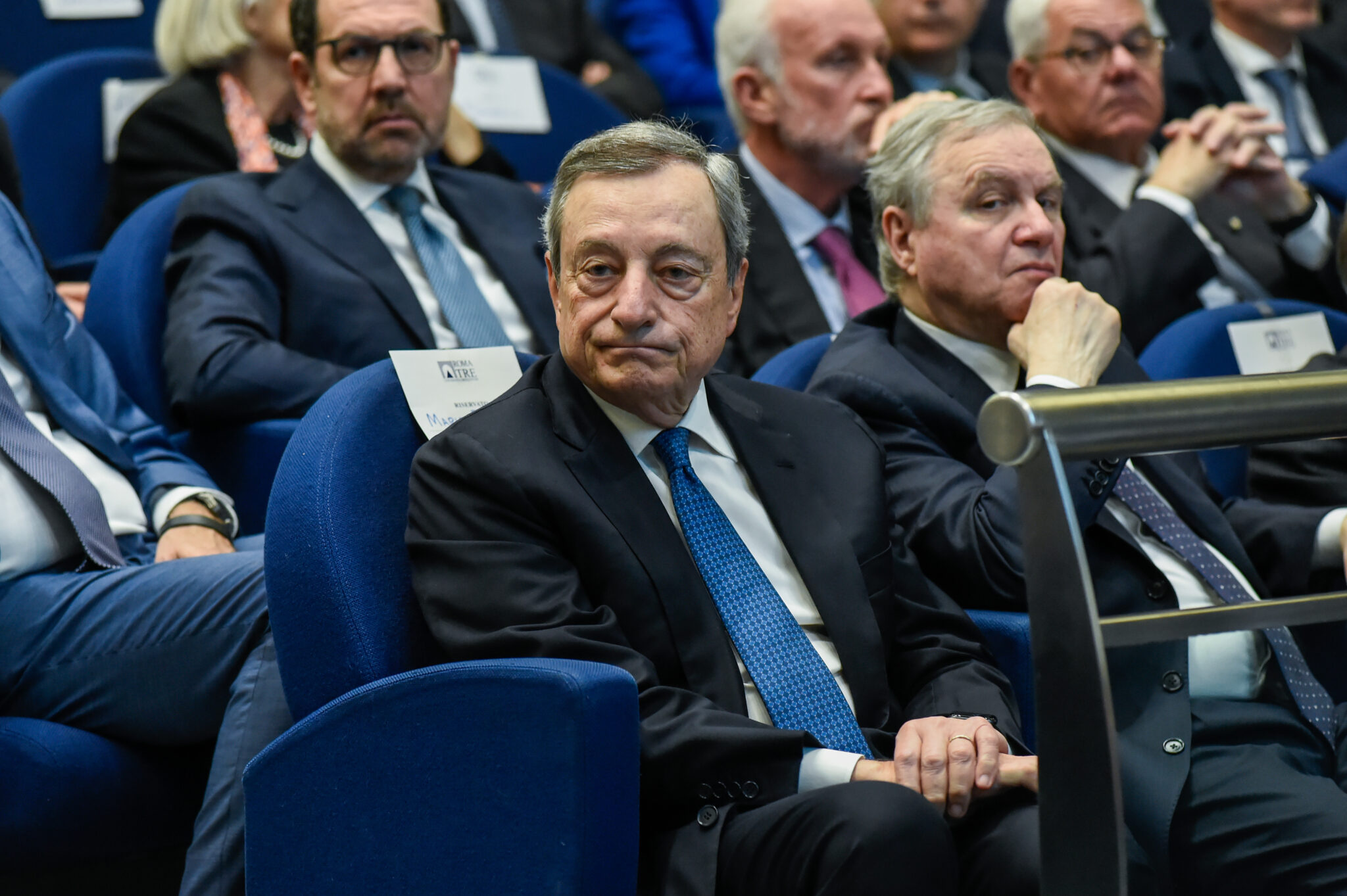Draghi, dopo aver distrutto l’Italia, gioca a fare il protezionista