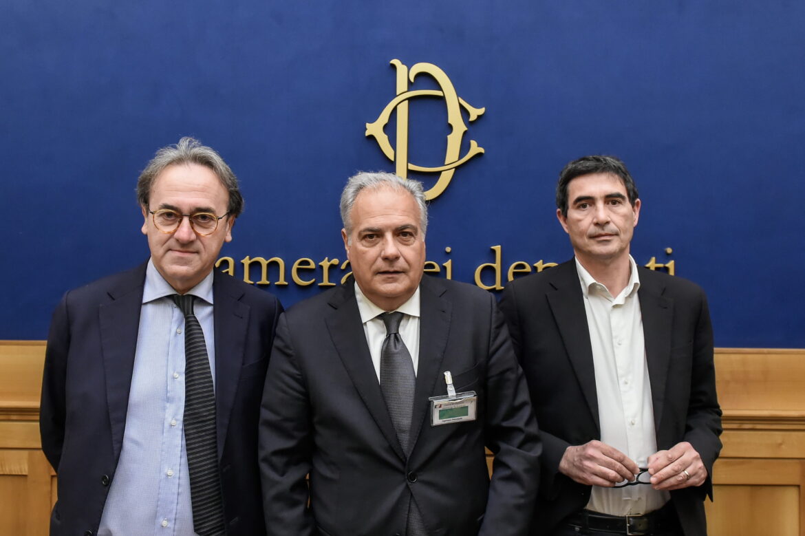 Ungheria risponde a Roberto Salis