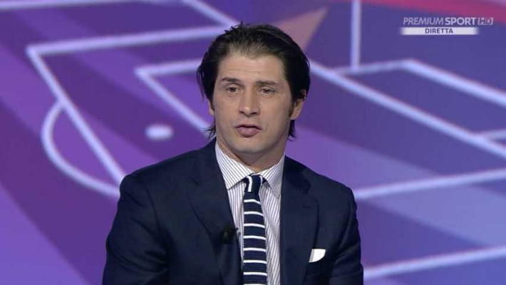 Inter, Tacchinardi: “Calhanoglu, mancanza di rispetto verso l’Inter” Inter, Tacchinardi: “Calhanoglu, mancanza di rispetto verso l’Inter”