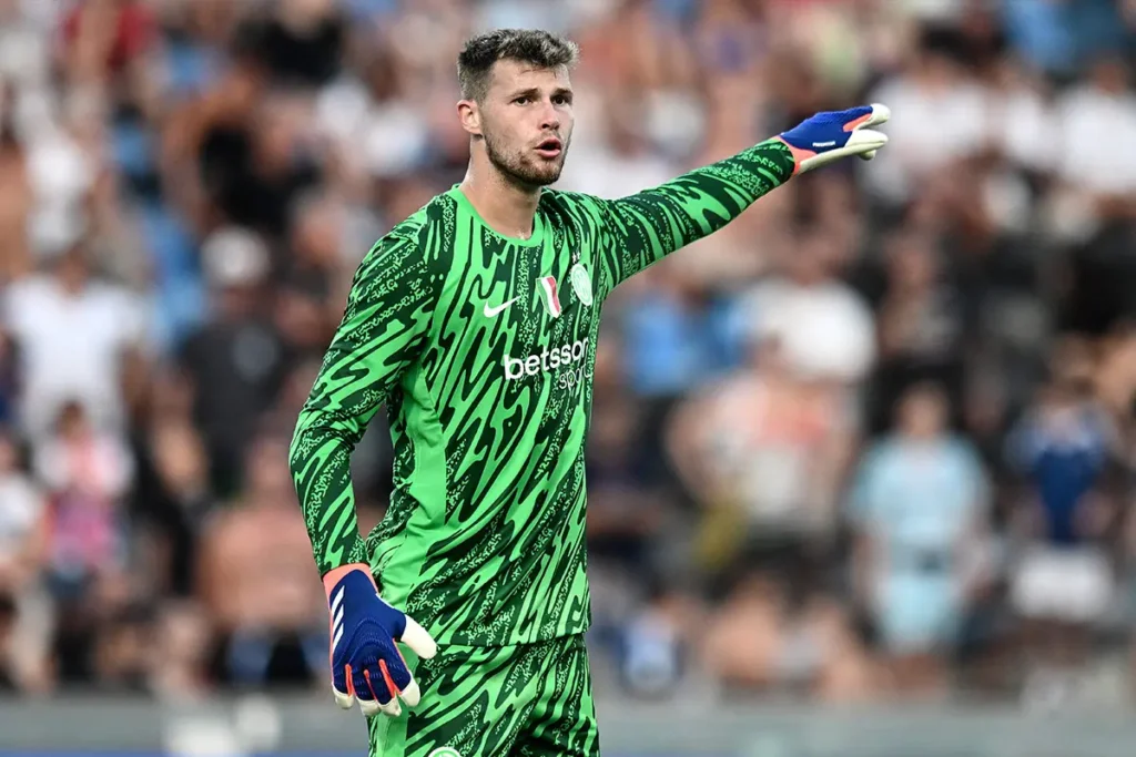 Inter, il dubbio di Chivu: Sommer o Josep Martinez titolare in Champions? Inter, il dubbio di Chivu: Sommer o Josep Martinez titolare in Champions?