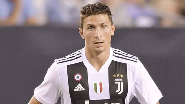 Juventus, l’ex Caldara annuncia il ritiro “Anni difficili” Juventus, l’ex Caldara annuncia il ritiro “Anni difficili”