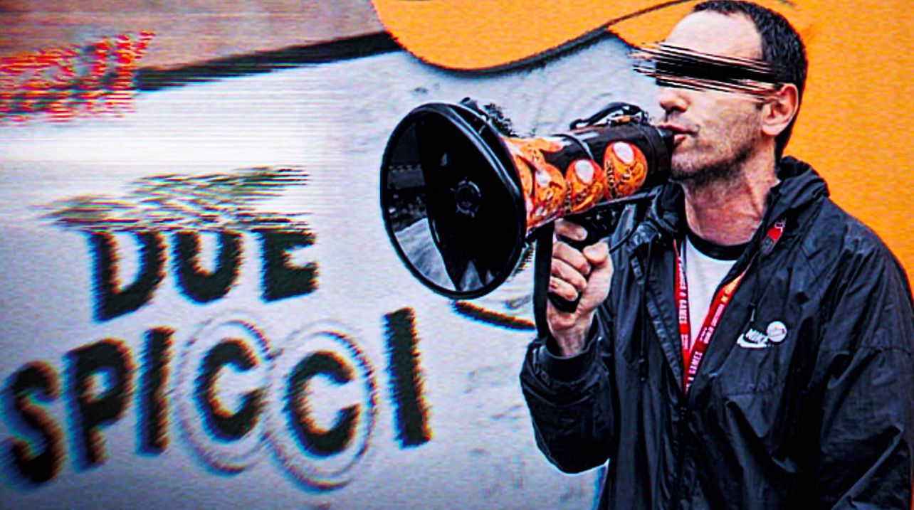 zerocalcare la contraddizione irrisolvibile l8217antagonista alla prova del mercato reale da Ilprimatonazionale.it zerocalcare la contraddizione irrisolvibile l8217antagonista alla prova del mercato reale